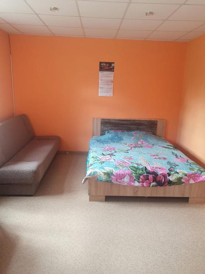 Ukstina Ielas Apartamenti Liepāja Buitenkant foto