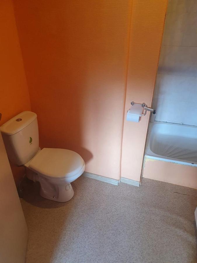Ukstina Ielas Apartamenti Liepāja Buitenkant foto